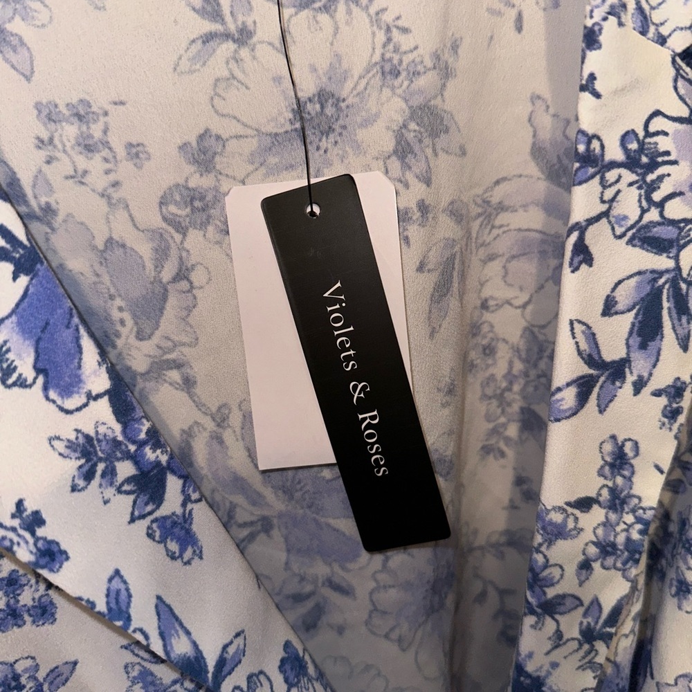 NWT Stitch Fix Violets & Roses Blouse - Picture 6 of 6